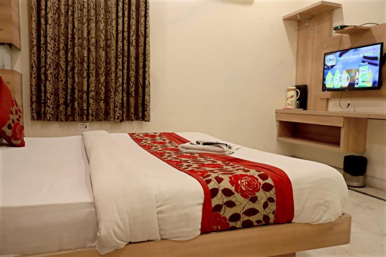 Hotel Klick International At "5 Min Walking " From New Delhi Railway Station Zewnętrze zdjęcie