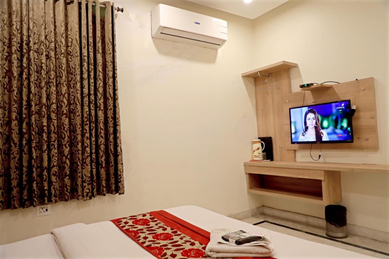Hotel Klick International At "5 Min Walking " From New Delhi Railway Station Zewnętrze zdjęcie